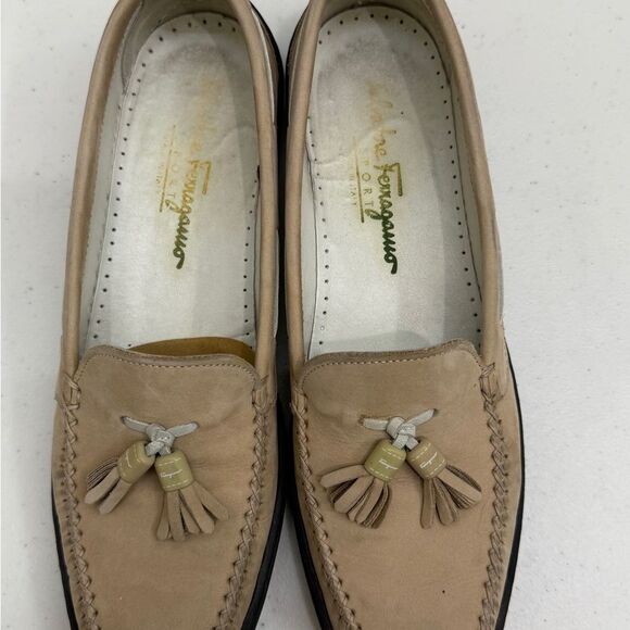 Salvatore Ferragamo Womens Shoes Loafers Size 8 Beige SuedeTassel Dress Slip-On - Picture 9 of 11